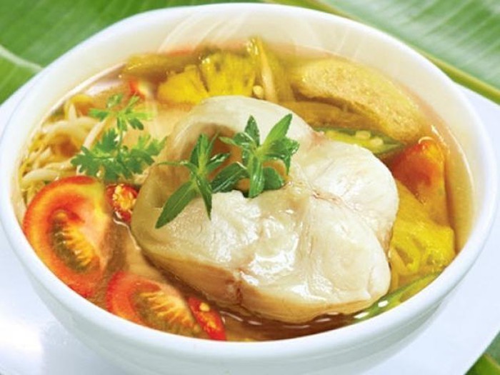 Món canh chua cá vào nhóm 10 món canh hoặc súp rau được chấm điểm cao nhất