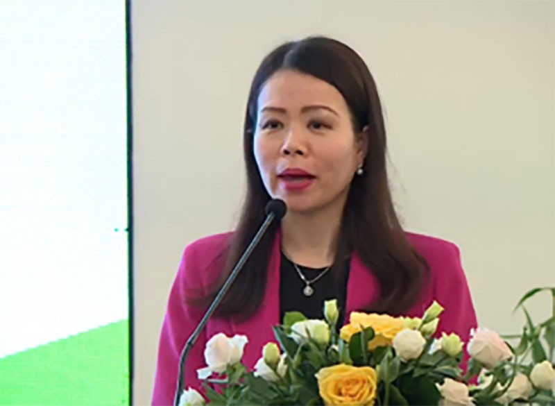 Bà Nguyễn Minh Hằng, Trợ lý Bộ trưởng Ngoại giao phát biểu tại sự kiện