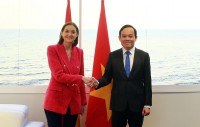 Phó Thủ tướng Trần Lưu Quang gặp Bộ trưởng Công nghiệp, Thương mại và Du lịch Tây Ban Nha