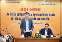 Người Việt Nam định cư ở nước ngoài sôi nổi đóng góp ý kiến đối với dự thảo Luật Đất đai (sửa đổi)