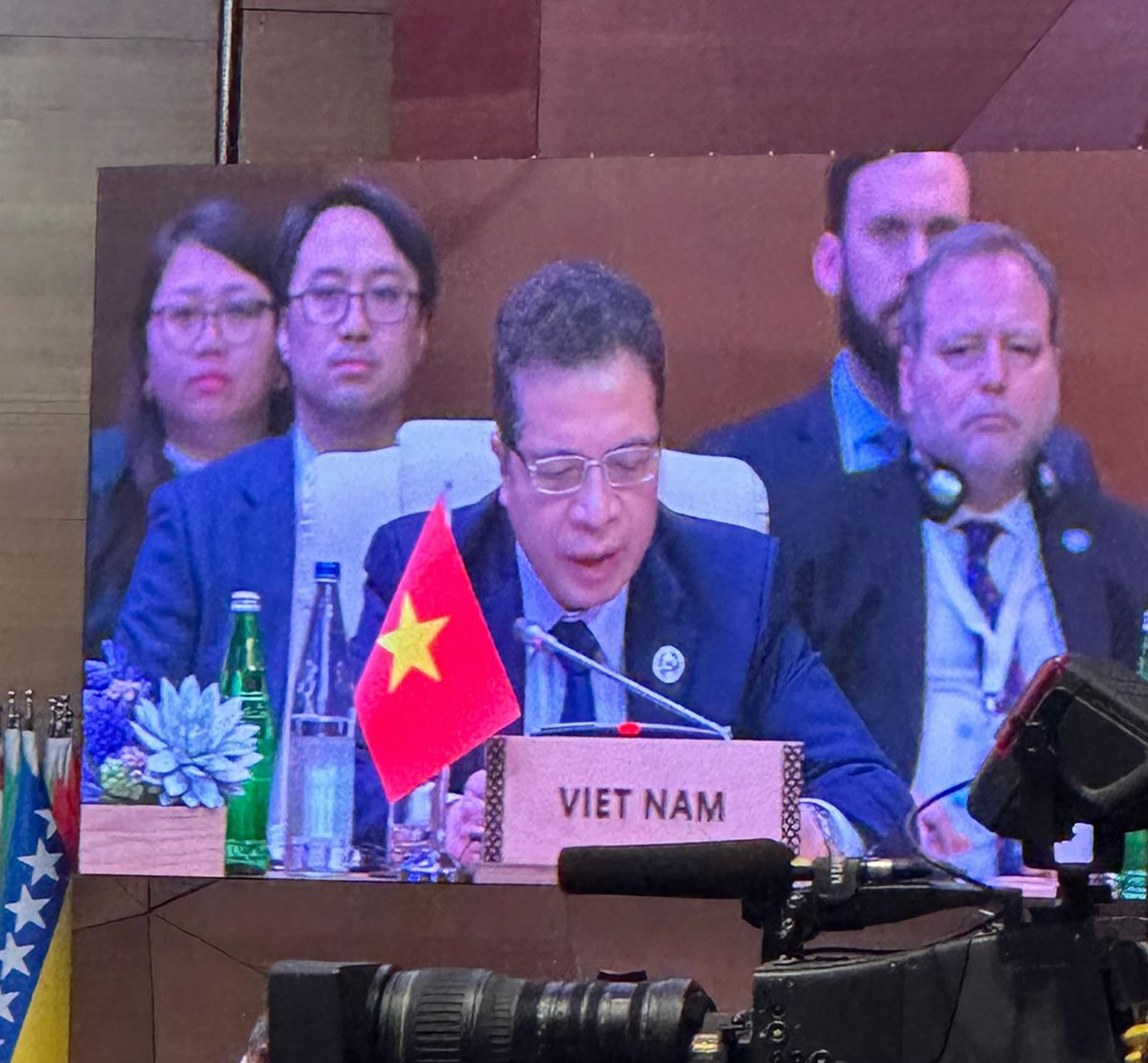 Đại sứ Đặng Minh Khôi phát biểu tại Hội nghị.
