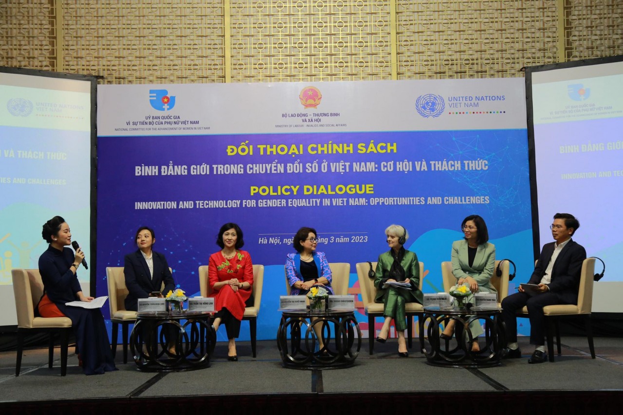 Đối thoại chính sách 'Bình đẳng giới trong chuyển đổi số ở Việt Nam: Cơ hội và thách thức'