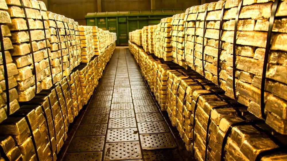 Tổng lượng vàng khai thác toàn thế giới vượt kỷ lục, lý do các quốc gia tăng dự trữ kim loại quý