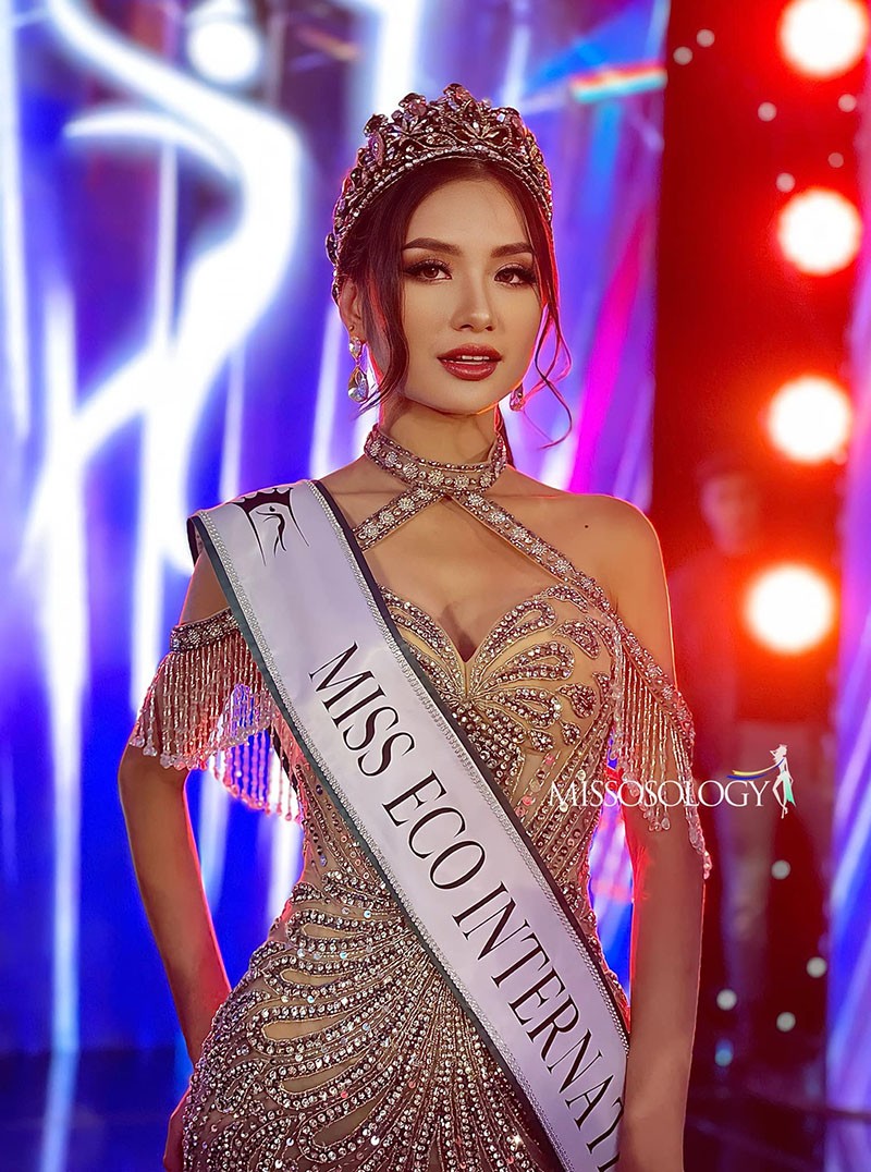 Nguyễn Thanh Hà - Người đẹp đến từ Việt Nam lộng lẫy đăng quang Hoa hậu Môi trường thế giới 2023