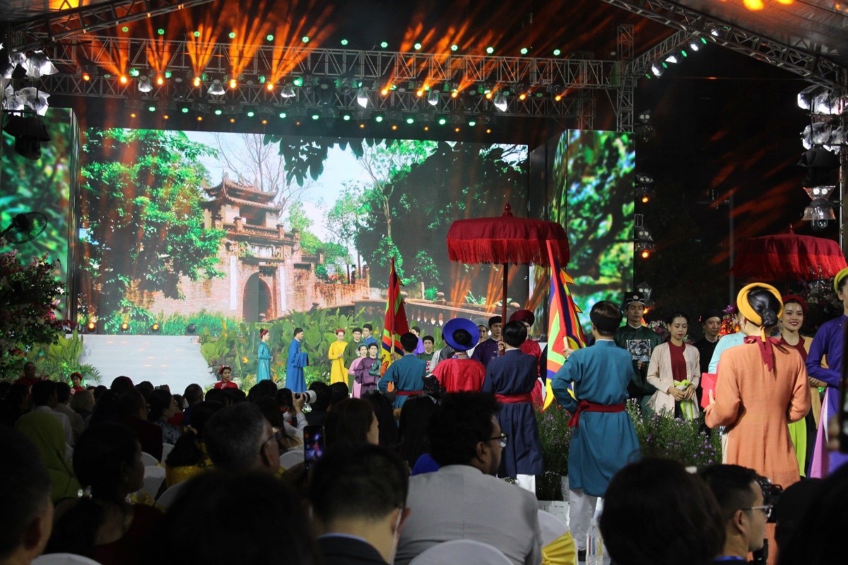 Khai mạc Lễ hội Áo dài TP. Hồ Chí Minh lần thứ 9