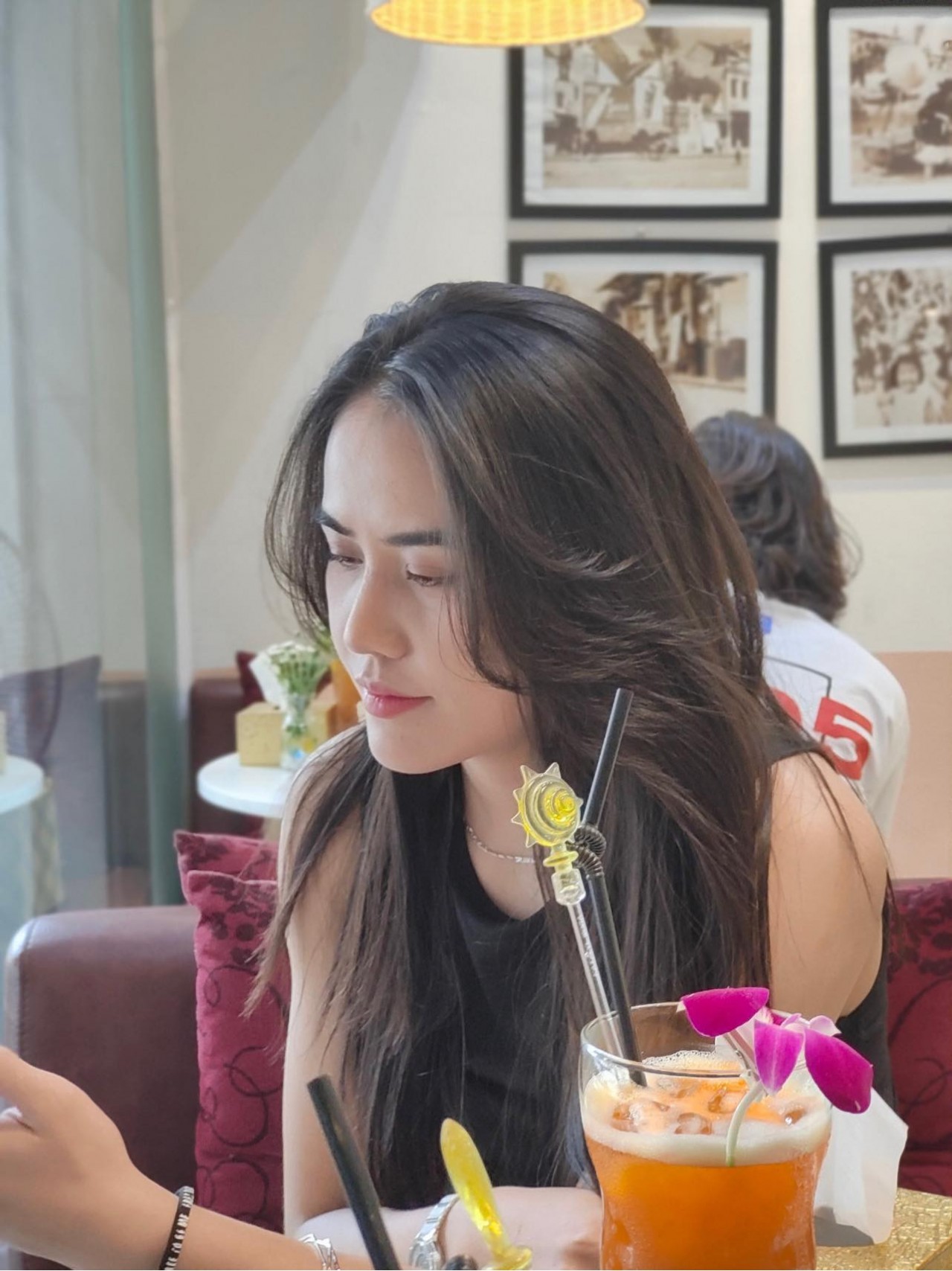 Vẻ đẹp nổi bật của 2 hoa khôi làng bóng chuyền nữ Việt Nam