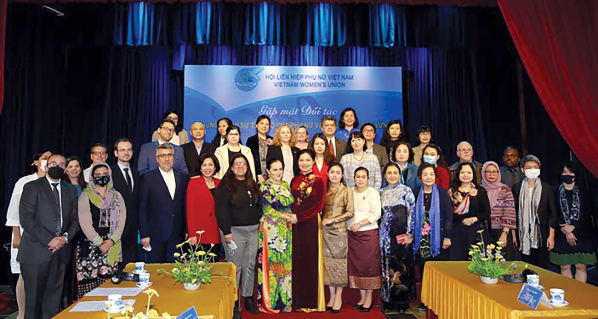 Hội LHPN Việt Nam tổ chức cuộc Gặp mặt đối tác quốc tế “Chung tay vì sự tiến bộ của phụ nữ và phát triển bền vững” ngày 1/4/2022. (Nguồn: Hội LHPN)