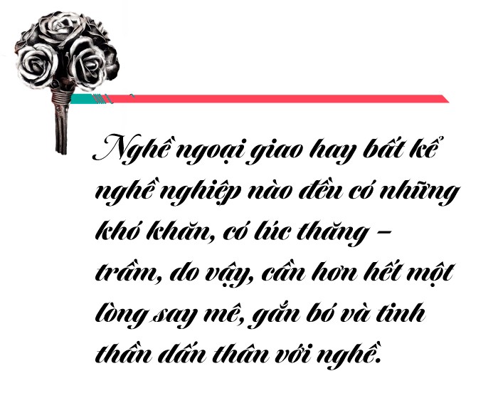 Phụ nữ ngoại giao: “Chất thép” trong “bông hồng đỏ”