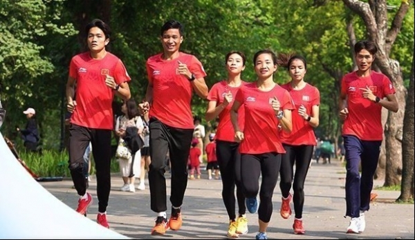 Nearly 1,500 runners join race in response to ASIAD 19