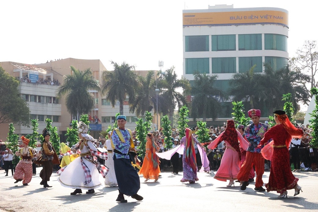 Buon Ma Thuot Street Festival excites spectators