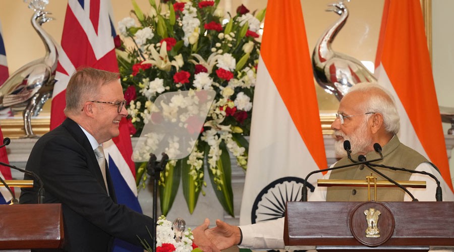 Thủ tướng Narendra Modi và Thủ tướng Úc Anthony Albanese trong tuyên bố báo chí chung sau cuộc gặp tại Nhà Hyderabad, ở New Delhi ngày 10/3. (Nguồn: PTI)
