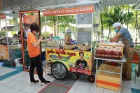 Xe bán đồ ăn - chiêu thức mới hút khách du lịch tới Thái Lan