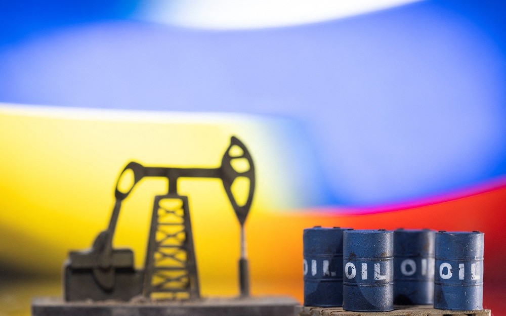 Ấn Độ quyết tuân thủ mức giá trần dầu Nga, Mỹ hài lòng