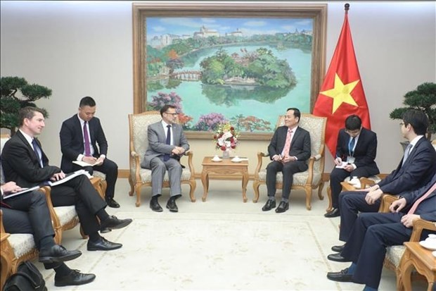 Deputy PM Tran Luu Quang receives Australian Ambassador Andrew Goledzinowski