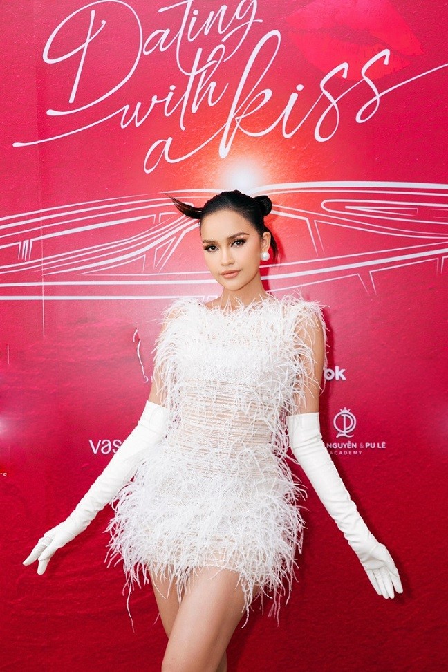 Siêu mẫu Thanh Hằng Siêu mẫu Thanh Hằng