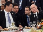 Nga-Trung Quốc hợp sức ‘lật đổ’ đồng USD – đường còn dài, mà chẳng đến đâu?