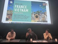 Đối thoại với các nghệ sĩ và nhân vật văn hóa Pháp gốc Việt