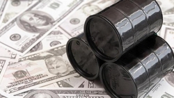 Giá xăng dầu hôm nay 19/3: Ngân hàng Mỹ sụp đổ 'giáng đòn mạnh' vào giá dầu
