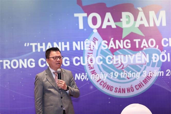 Tổng biên tập Báo Nhân dân, Phó Trưởng Ban Tuyên giáo Trung ương, Chủ tịch Hội nhà báo Việt Nam Lê Quốc Minh tham luận về chuyển đổi số. (Nguồn: TTXVN)