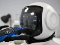 Thiếu nhân viên y tế, Đức dùng robot chăm sóc sức khỏe người già