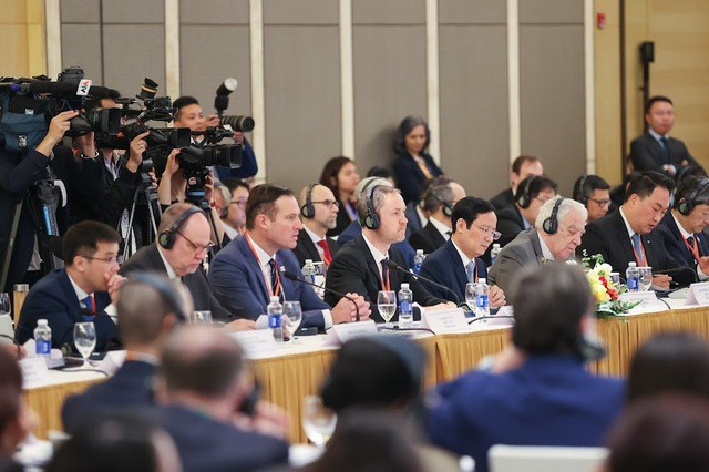 Vietnam Business Forum 2023: PM pledges to further support enterprises