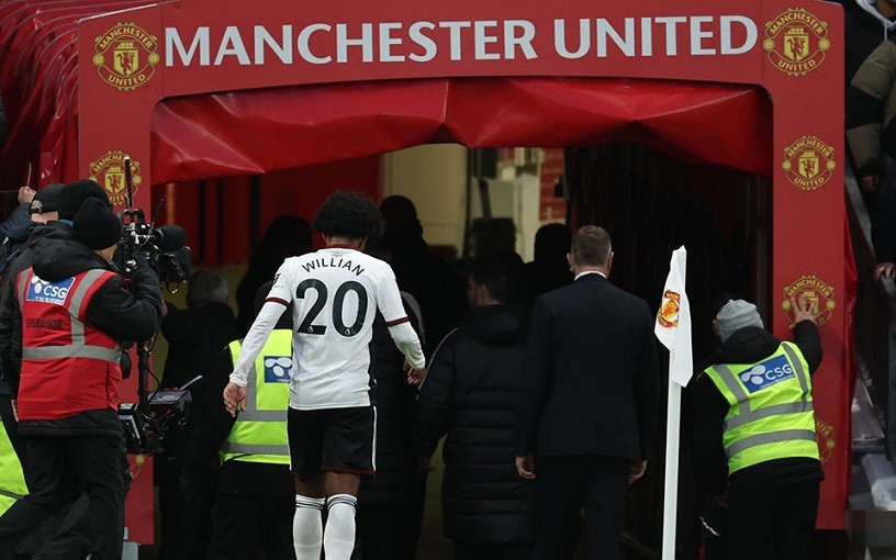 MU vs Fulham: Những hình ảnh kịch tính trong trận cầu có 3 thẻ đỏ