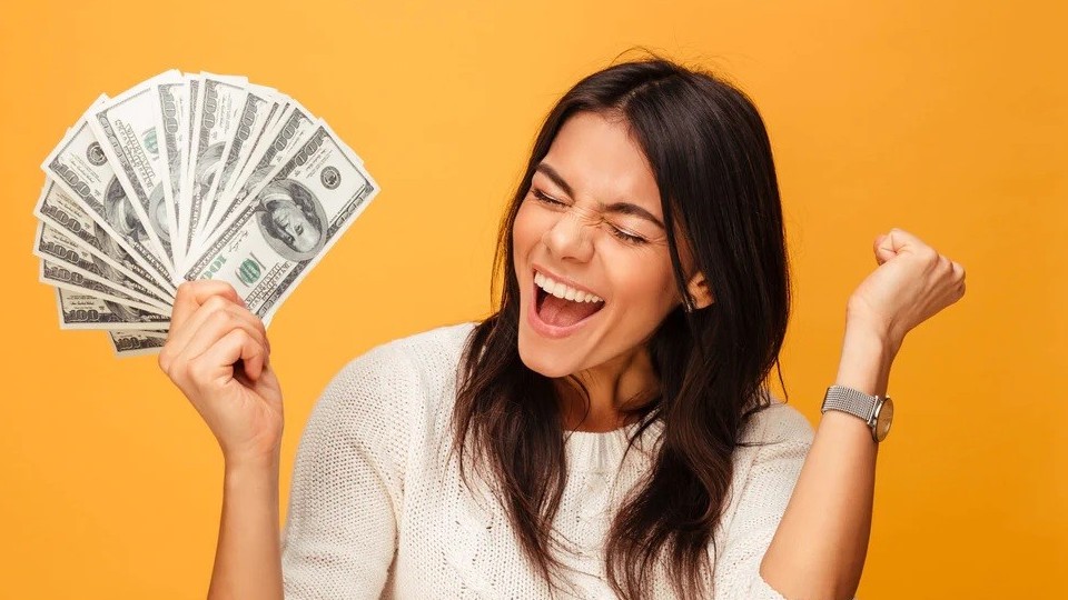 Nghiên cứu mới: Tiền có thể làm tăng hạnh phúc cho con người