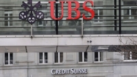 UBS mua lại Credit Suisse: Nhân viên lo bị sa thải, vị thế trung tâm tài chính toàn cầu của London lung lay?