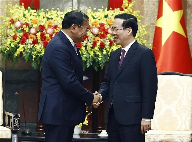 President Vo Van Thuong hosts Cambodian official