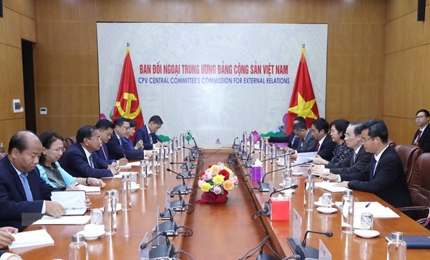 Prime Minister receives Cambodian Deputy PM, Foreign Minister Prak Sokhonn