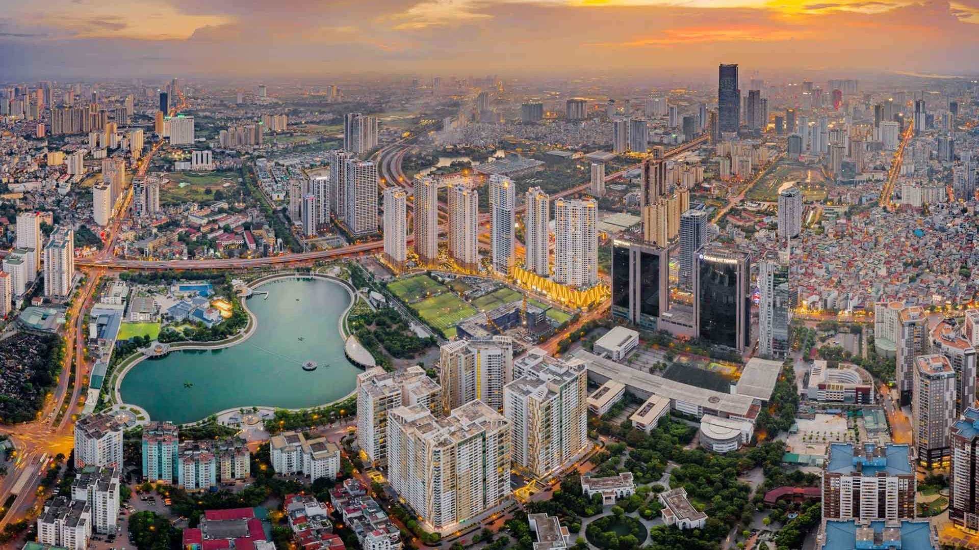 Kinh tế Việt Nam: Hóa giải thách thức, đạt tăng trưởng phù hợp