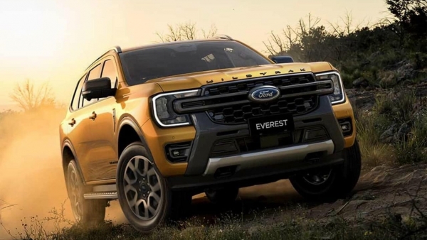 Cận cảnh Ford Everest Wildtrak ra mắt với giá 1,499 tỷ đồng