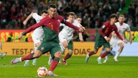 Ronaldo lập kỷ lục cầu thủ ghi nhiều bàn thắng nhất cho đội tuyển quốc gia