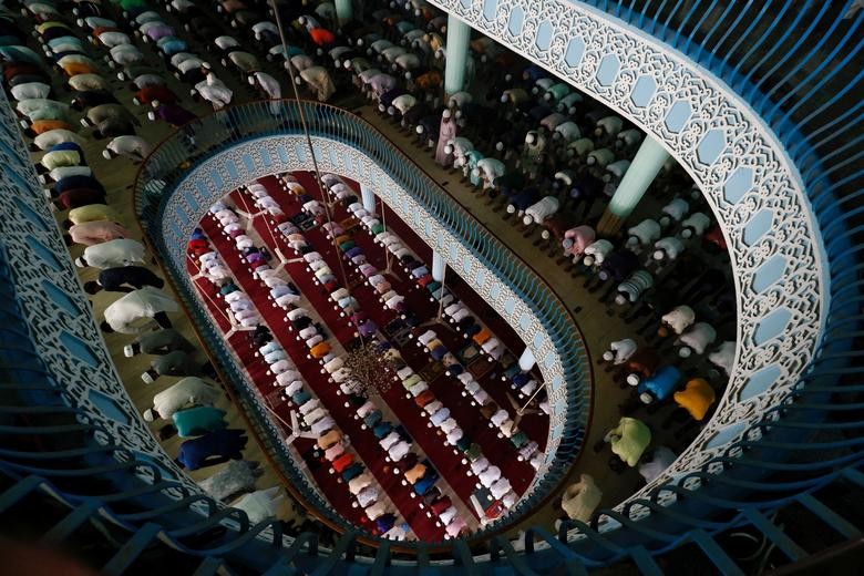 Hàng tỷ tín đồ Hồi giáo trên thế giới đón tháng lễ Ramadan