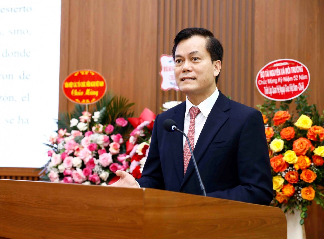 Thứ trưởng Bộ Ngoại giao Hà Kim Ngọc phát biểu tại buổi lễ. (Nguồn: TTXVN)