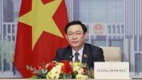 Chủ tịch Quốc hội Vương Đình Huệ hội đàm trực tuyến với Ủy viên trưởng Nhân đại toàn quốc Trung Quốc Triệu Lạc Tế