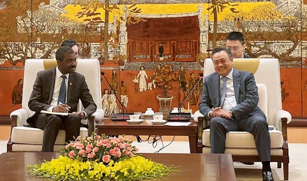 Hanoi Chairman Tran Sy Thanh receives UNESCO World Heritage Centre Director