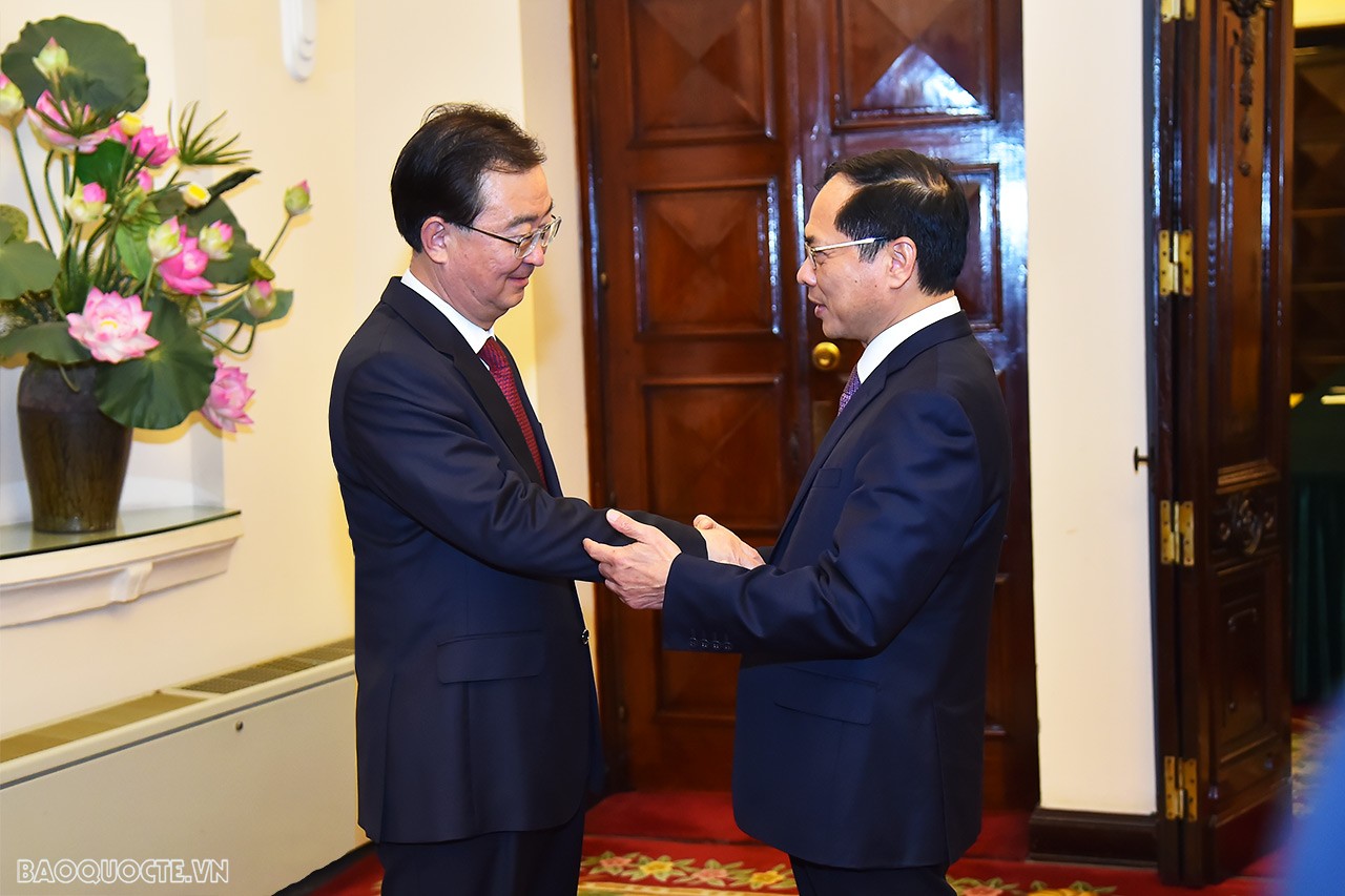 Bộ trưởng Ngoại giao Bùi Thanh Sơn đề nghị Vân Nam, Trung Quốc tăng nhập khẩu các mặt hàng nông sản Việt Nam
