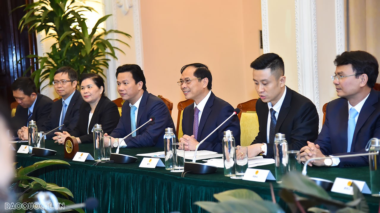 Bộ trưởng Ngoại giao Bùi Thanh Sơn đề nghị Vân Nam, Trung Quốc tăng nhập khẩu các mặt hàng nông sản Việt Nam. (Ảnh: Tuấn Anh)