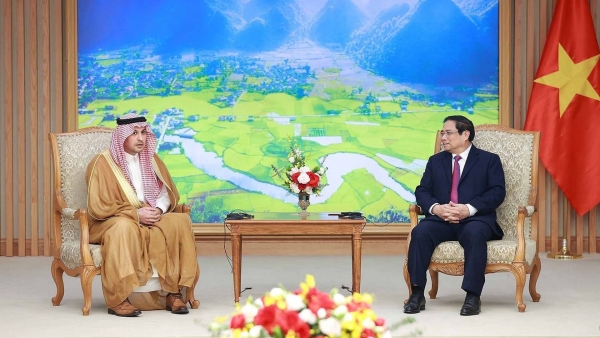 Thủ tướng Phạm Minh Chính tiếp Đại sứ Saudi Arabia tại Việt Nam