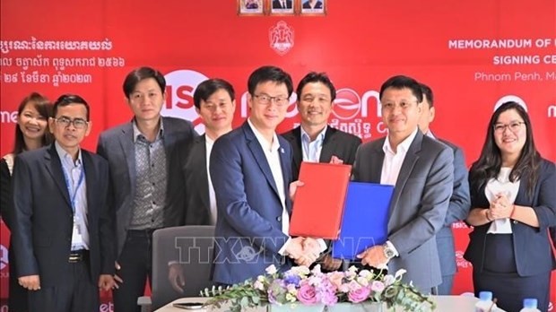 Viettel’s Cambodia affiliate signs strategic cooperation agreement with local group