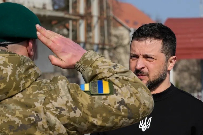 Tình hình Ukraine: Kiev thừa nhận bước tiến của Nga ở Bakhmut, không buông 'chấp niệm' với F-16. (Nguồn: AP)