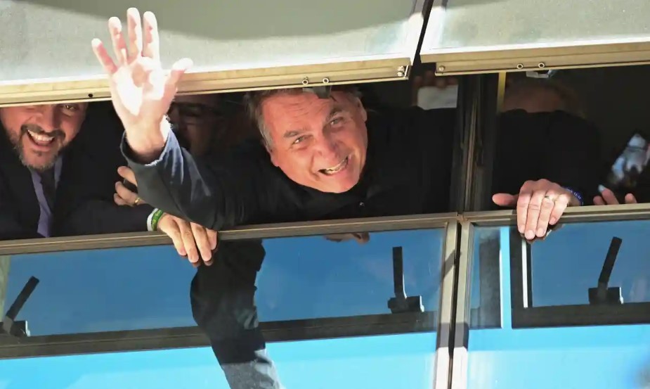 Điểm tin thế giới sáng 31/3: Khả năng Tổng thống Nga thăm Thổ Nhĩ Kỳ, ông Jair Bolsonaro trở về Brazil, New Zealand 'đánh tiếng' tham gia AUKUS