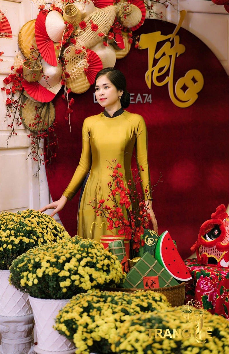 Chị Trang Lê từng yêu thích áo dài mãnh liệt dù điều kiện gia đình khó khăn