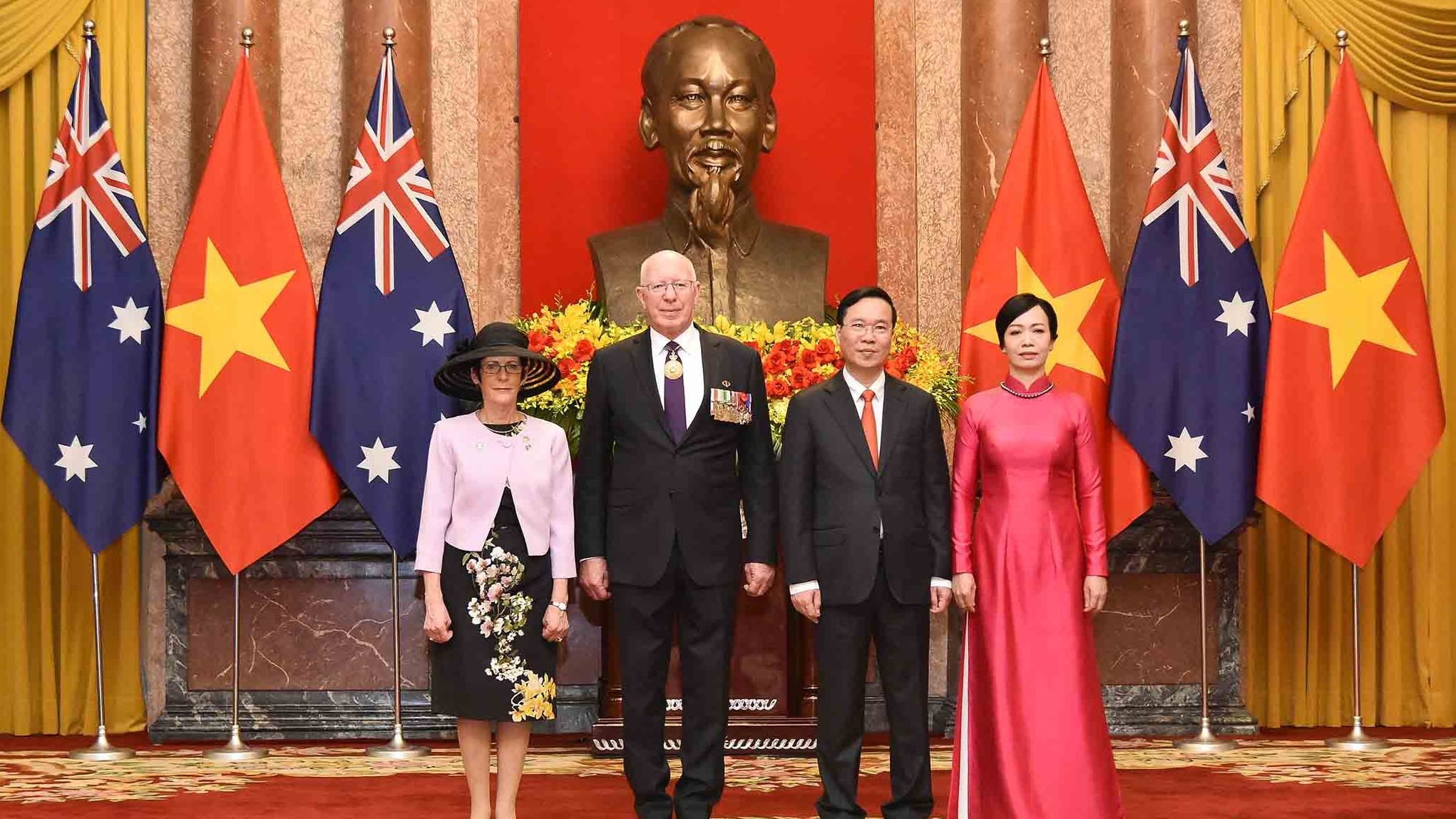 Chủ tịch nước Võ Văn Thưởng chủ trì lễ đón chính thức Toàn quyền Australia David Hurley