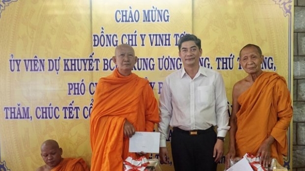 Greetings extended to Khmer people in An Giang on Chol Chnam Thmay festival