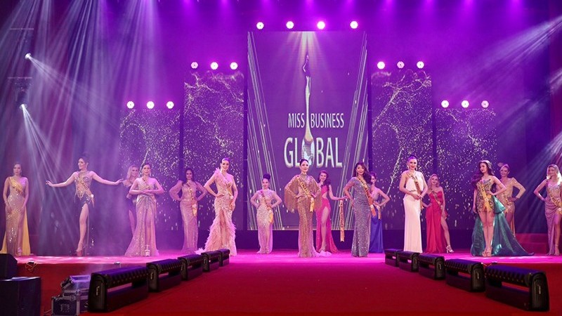 Hành trình ấn tượng của Hoa hậu Đại sứ Doanh nhân Hoàng Thanh Loan