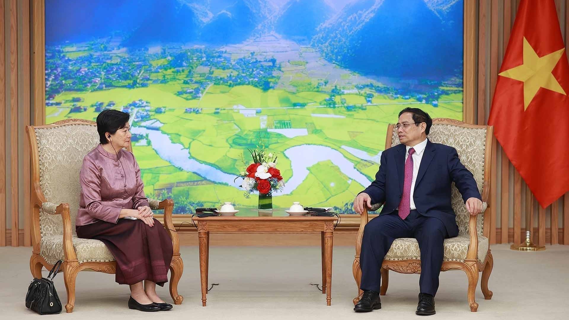 Thủ tướng Phạm Minh Chính tiếp Đại sứ Vương quốc Campuchia Chea Kimtha