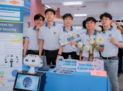 Students offer innovative solutions to global problems
