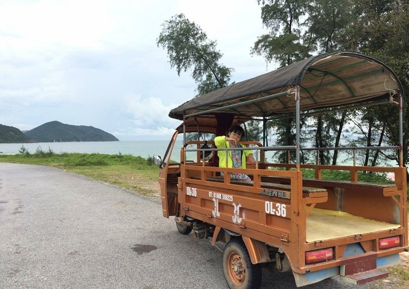 Enjoying summer holiday on Quan Lan island, Quang Ninh. (Photo: Vinpearl)